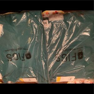 Brand new figs scrubs